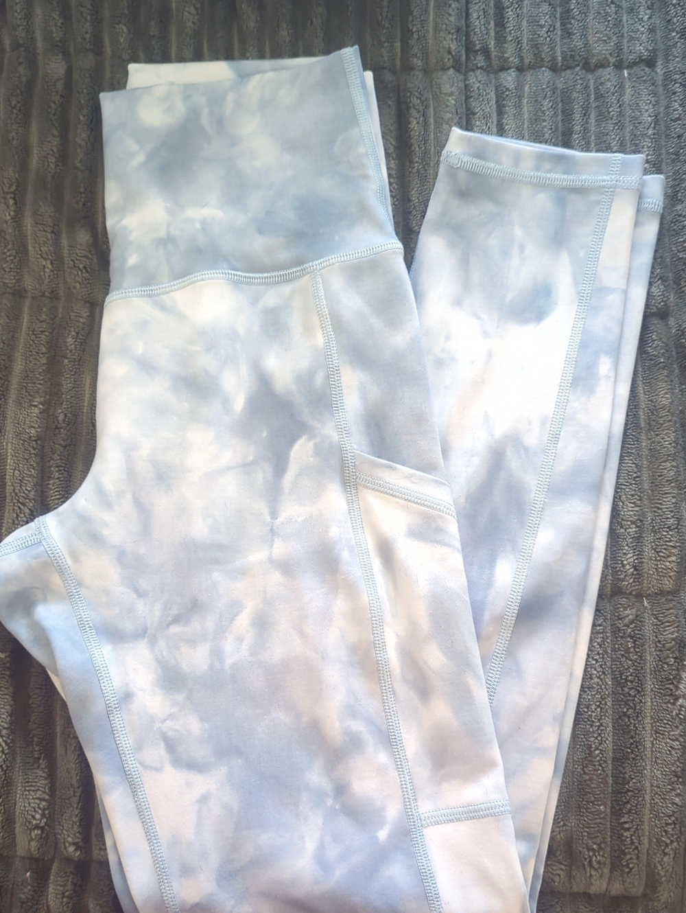 aerie The Hugger Light Blue Tie-Dye Active High Rise Leggings